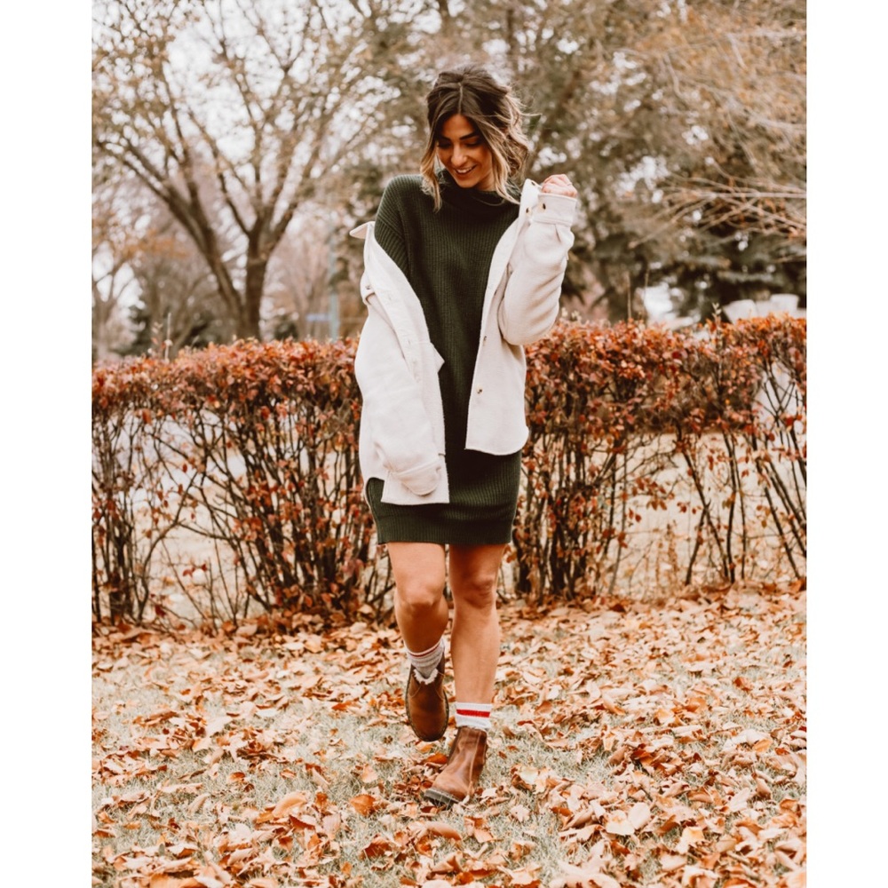 Emma Knudsen x TMS Collab - Holly Dress - Picture 4 of 11
